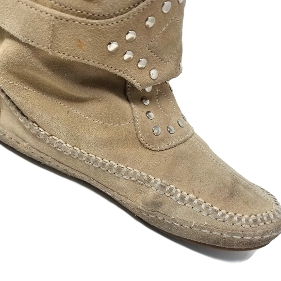 Steve Madden Tall Suede Studded Fringed Moccasin Boots Size 7 Tan - Picture 11 of 11